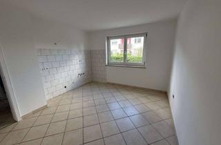 Haus mieten in 93073 Neutraubling, Erstbezug nach Sanierung: ansprechendes 4-Zimmer-Reihenmittelhaus mit Garage in Neutraubling