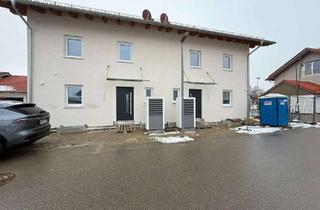 Haus mieten in Pfarrer-Kaiser-Ring 61, 83527 Haag, Neubau Erstbezug/ Doppelhaushälfte in Oberndorf mit Studio und Garage