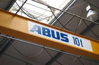 Büro zu mieten in 68794 Oberhausen-Rheinhausen, Gewerbehalle mit Bürogebäude in bester Lage