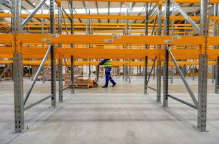 Gewerbeimmobilie mieten in 71691 Freiberg am Neckar, Stuttgart-Nord | 19.800 m² | ab sofort