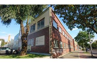 Gewerbeimmobilie mieten in Tempelhofer Weg 101, 12347 Britz, Werkstatt / Produktion über 1.720m² im Handwerkerhof