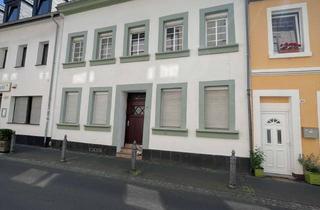 Anlageobjekt in 53639 Königswinter, Engel & Völkers: Alten Charme neu beleben - Stadthaus in Königswinter