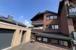 Anlageobjekt in Wipperführter Str. 78a, 51467 Bergisch Gladbach, Schnuckelige Dachgeschosswohnung mit hohen Decken und einer wunderschönen Aussicht