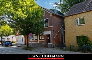 Anlageobjekt in 25524 Itzehoe, Entwicklungspotenzial! Kleines Wohn-/Geschäftshaus mit 3 Einheiten in Itzehoe