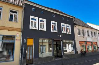 Anlageobjekt in Nikolaistraße 1/1A, 39638 Gardelegen, Attraktive Investitionsmöglichkeit im Zentrum Gardelegens: Mehrfamilienhaus mit Gewerbeeinheit