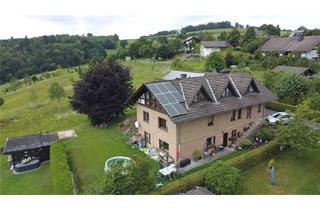 Anlageobjekt in 51597 Morsbach, Besonders groß und solide gebaut: Landhaus mit 3 Wohnungen und PV-Anlage