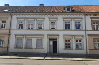 Anlageobjekt in Friedrich-Engels-Straße 19, 19322 Wittenberge, Leben. Vermieten. Investieren. MFH (4 WE) mit Garten, Garage & Carport – provisionsfrei
