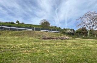 Grundstück zu kaufen in 76703 Kraichtal, Neuenbürg: Möglichkeiten zum Abriss bzw. zum Ausbau mit schönem Garten in Feldrandlage