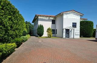 Büro zu mieten in An Der Autobahn 24, 23858 Reinfeld, Büro-/Praxisflächen in guter Lage zu vermieten