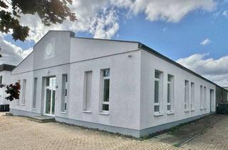 Gewerbeimmobilie mieten in 56727 Mayen, EBENERDIG, GUTE VERKEHRSANBINDUNG, PKW-STELLPLÄTZE - HELLE RÄUME