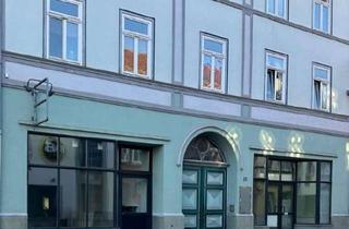 Büro zu mieten in 99817 Eisenach, Zentrum von Eisenach - Gewerbeeinheit mit Sitzgelegenheiten und Grünfläche im Innenhof