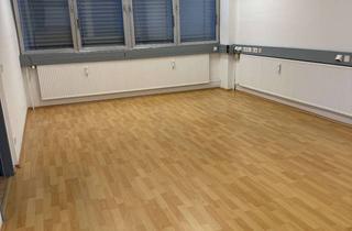 Büro zu mieten in Fichtenstr, 82061 Neuried, Büroflächen im 1 Stock