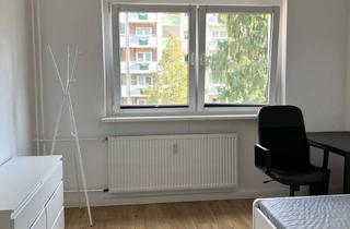 Immobilie mieten in Dierkower Höhe 31, 18146 Dierkow-Neu, Geräumige WG-Zimmer nahe des Stadtzentrums - perfekt für Studenten!