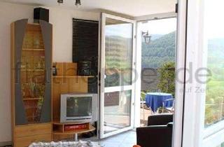 Immobilie mieten in 72574 Bad Urach, Gemütliche 2 Zimmer Wohnung mit Terrasse und Parkplatz in Bad Urach