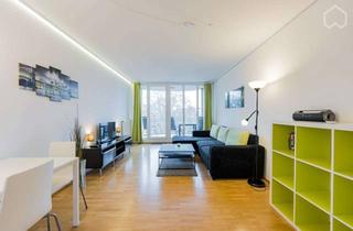 Immobilie mieten in Veteranenstraße 10, 10119 Mitte, Fantastische Zweizimmerwohnung mit Parkblick nahe Rosenthaler Platz