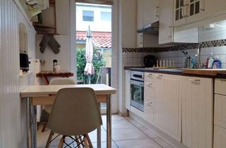 Immobilie mieten in 21339 Lüneburg, Wohnen und Arbeiten in Lüneburg (Altbauwohnung mit Atelier und eigenem Garten)