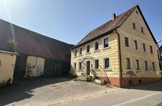 Immobilie kaufen in 91604 Flachslanden, Ehemalige Hofstelle mit großer Scheune, Stall und Bauernhaus im Markt Flachslanden