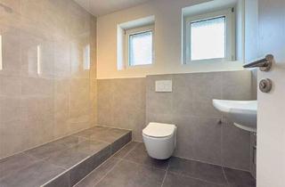 Wohnung kaufen in 41460 Neuss, Charmante 2-Zimmer-Wohnung mit großzügigem Garten