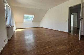 Wohnung mieten in 74246 Eberstadt, Renovierte 3 Zimmer Dachgeschosswohnung ohne Ebk !!
