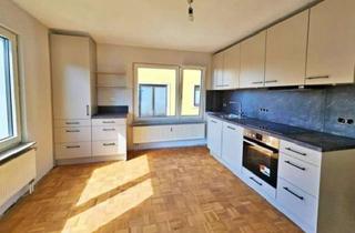 Wohnung mieten in 64732 Bad König, Stilvolle, renovierte 2-Zimmer-Hochparterre-Wohnung mit Terasse und neuer Einbauküche