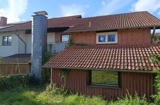 Haus kaufen in Quergasse 4a, 34317 Habichtswald, Geräumiges 10-Raum-Haus in Habichtswald