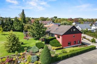 Haus kaufen in 78234 Engen, Grosszügiges Wohnen für die Familie mit separatem Baugrundstück