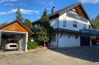 Haus kaufen in 72336 Balingen, Platz für alle: Modernisiertes Mehrgenerationenhaus mit 3 Wohnungen & Traumgarten