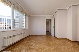 Wohnung kaufen in 97421 Schweinfurt, 4 Zimmer - Wohnung in 97421 Schweinfurt Hingeschaut! +Provisionsfrei