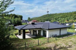 Haus kaufen in 32457 Porta Westfalica, Attraktiver Bungalow mit hochwertiger Ausstattung und traumhafter Südterrasse
