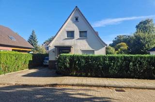 Einfamilienhaus kaufen in 26316 Varel, Varel - LAGE, LAGE, LAGE! Solides Einfamilienhaus in begehrter Wohnlage von Varel! Für die kleine Familie!