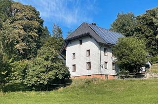 Haus kaufen in 79875 Dachsberg, Dachsberg (Südschwarzwald) - Schwarzwaldhaus in ruhiger naturverbundener Lage in Dachsberg