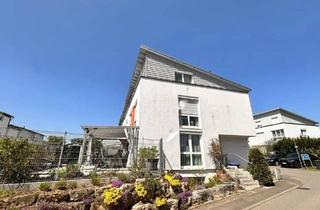 Haus kaufen in 71144 Steinenbronn, Steinenbronn - Großes Haus Reihenendhaus Steinenbronn