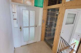 Wohnung kaufen in 64372 Ober-Ramstadt, Charmante Wohnung mit viel zusätzlichem Raum im Spitzboden