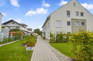 Wohnung kaufen in 86462 Langweid, Licht. Raum. Leben. Moderne 3-ZKB Neubauwohnung im Zweitbezug in toller Lage mit guter Anbindung