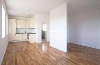 Wohnung kaufen in Platz Des 4. Juli 4, 14167 Lichterfelde, Provisionsfrei - Singleapartment mit separater Dachterrasse