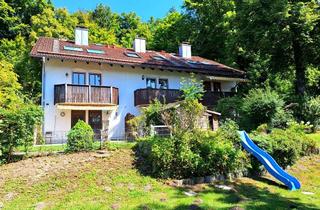 Wohnung kaufen in 85614 Kirchseeon, Sonnige 3-Zimmer-Wohnung über 2 Ebenen in Waldrandlage