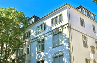 Wohnung kaufen in 60318 Nordend-West, Lichtdurchflutete Altbauperle im Herzen vom Frankfurter Nordend