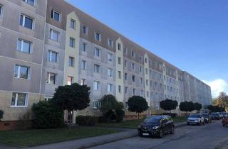 Wohnung mieten in Hanns-Eisler-Str., 02943 Weißwasser/Oberlausitz, Vier-Raum-Wohnung mit Balkon in guter Lage in Weißwasser/O.L.