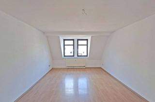 Wohnung mieten in 96515 Sonneberg, Zentrale 3-Zimmer-DG-Wohnung mit Stellplatz