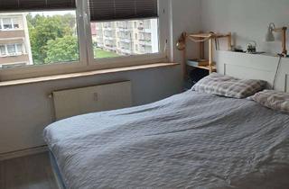 Wohnung mieten in Straße Der Republik 23, 17321 Löcknitz, Attraktive 3-Raum-Wohnung mit EBK und Balkon in Löcknitz