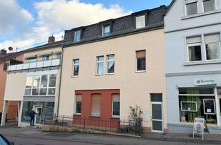 Wohnung mieten in Mannheimer Straße 237, 55543 Bad Kreuznach, Renovierte 4-Zimmer-Wohnung im 1. Obergeschoss