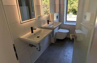 Wohnung mieten in Hammerweg, 91166 Georgensgmünd, Erstbezug, Waldrandlage im Ort: Gehobene 5-Zimmer-EG-Whg, moderne Raumaufteilung, Garten, PV, Sauna