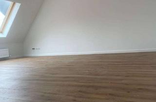 Wohnung mieten in Babenhäuserstraße 00, 63128 Dietzenbach, Lichtdurchflutetes Dachgeschoss-Juwel: frisch saniert und bereit für Sie!