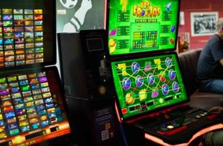 Gewerbeimmobilie mieten in 63477 Maintal, Saldo 2 xx.xxx - gut laufende Bar/Kneipe Automatenfrei abzugeben -