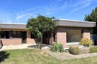 Haus kaufen in Nordstraße 30, 52428 Jülich, Bungalow mit Garten in ruhiger Toplage