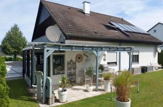 Haus kaufen in 71729 Erdmannhausen, Schönes 2-Familienhaus - überdachte Terrasse - Garten - Wintergarten - Sauna - Doppelgarage