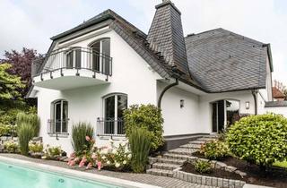 Villa kaufen in 64546 Mörfelden-Walldorf, Villa An den Buchen - Designvilla mit Spa, Pool und großzügigem Garten