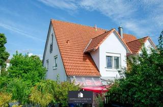 Doppelhaushälfte kaufen in 92224 Amberg, Wohnen in attraktiver Lage: Doppelhaushälfte mit Terrasse, Garten und Stellplatz