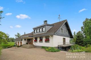 Einfamilienhaus kaufen in 51688 Wipperfürth, Repräsentatives Einfamilienhaus mit großer Einliegerwohnung!