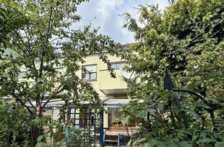 Haus kaufen in 90518 Altdorf, 5-ZIMMER-REIHENMITTELHAUS MIT GARAGE UND KLEINEM GARTEN IN RUHIGER LAGE VON ALTDORF